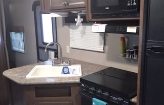 Mojo's 2017 Dutchmen Coleman Lantern Series