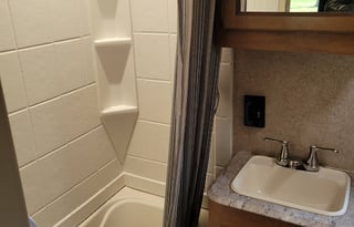 Mojo's 2017 Coachmen Catalina