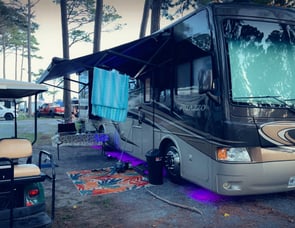 Thor Motor Coach Palazzo 33 2