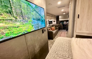 Clean&Comfortable 2023 Forest River Sunseeker LE