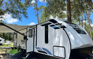 FL Gulf Coast Glamping Getaway Renovated VIBE