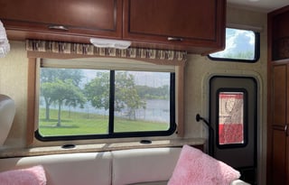 2014 Thor Motor Coach ACE 29 2