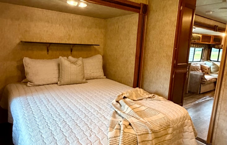 Back room with another queen bed