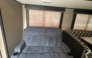 Small Family luxury Camper Rental
