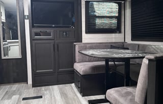 2022 Jayco Jay Flight 24RBS (Delivery Only)