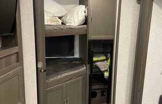 2021 Dutchmen RV Kodiak Ultra-Lite 296BHSL