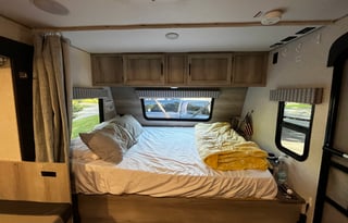 Outdoor kitchen and Bunkhouse - Delivery ONLY