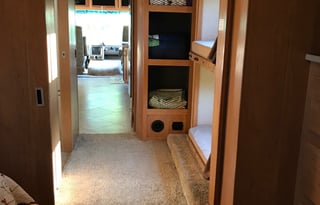 5 Stars and Fit for a King-2015 Bounder Classic