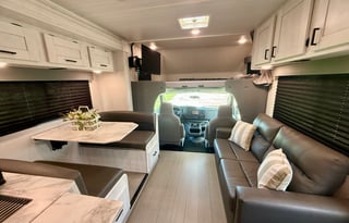 2024 East To West Entrada 3100FB ***Bunks*** 1708