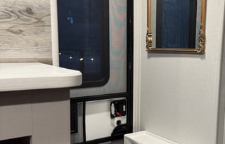 Welcome to HIGHLAND HIDEAWAY *Delivery Only*