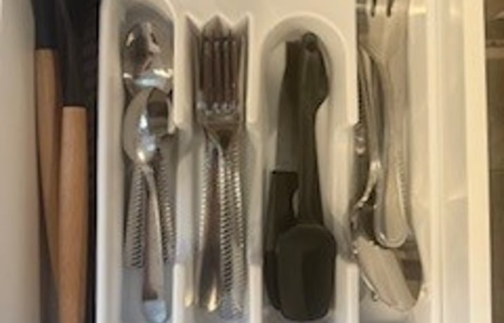 Silverware and utensil drawer
