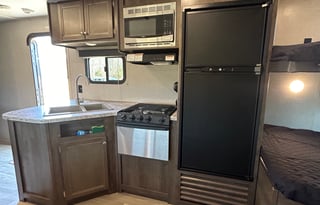 2019 Dutchmen RV Coleman Lantern Series 244BH