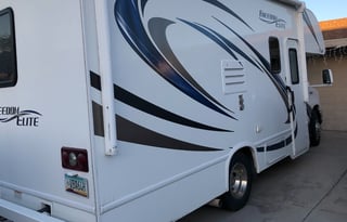 2018 Thor Motor Coach Four Winds 22E