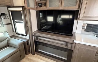 2022 Grand Design Solitude 310GK