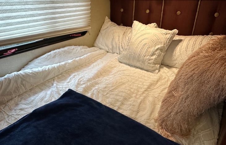 Comfortable large sleeping in the back