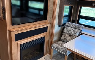 Itasca Meridian 36' Luxury Diesel