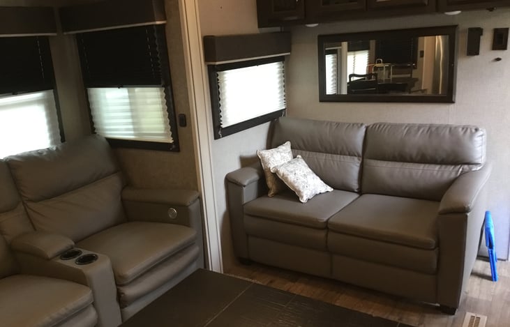 Sleeper sofa without bar to sleep comfortable