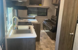 2019 coleman lantern lt 202rd