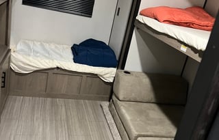 2021 Keystone RV Hideout 318BR