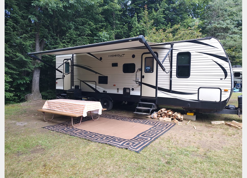 Travel Trailer rentals in Manchester