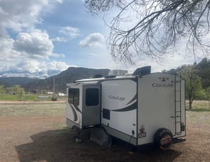 Keystone RV Cougar Half-Ton 22RBS