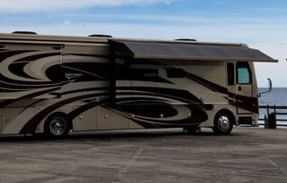 Fleetwood Discovery LXE 40'