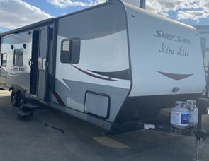 Pacific Coachworks Surf Side 26BH