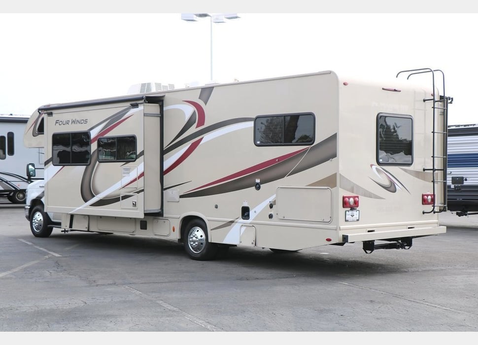 Class C Motor Home rentals in Rancho Mission Viejo