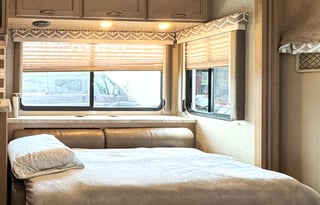 2020 Thor Motor Coach Daybreak 27DB