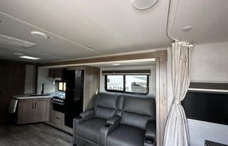 2023 Grand Design Imagine XLS 25BHE