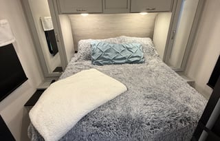 Cozy Shore Stays at its best!