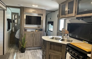 2021 Heartland Pioneer QB 300