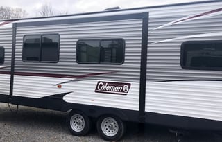 2019 Coleman Lantern 263bhs