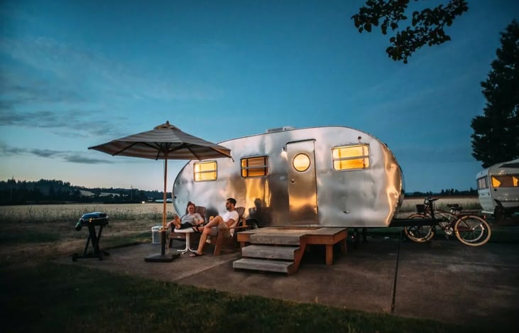 “#Honeymoon on the go” option. If you and your new spouse can’t decide on just one place to visit… well, you can make a road trip out of it and visit both. Renting an RV essentially gives options.