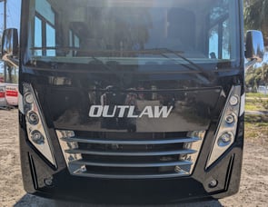 Thor Motor Coach Outlaw M-38KB