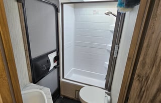 Gidds' Family Friendly Alpha Wolf Camper