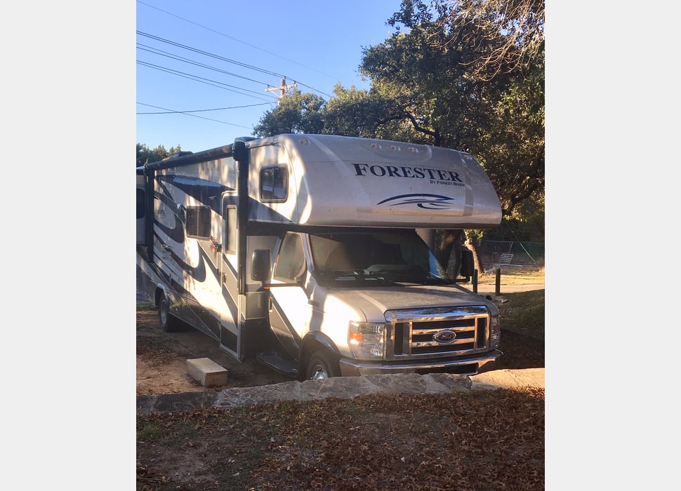 Class C Motor Home rentals in Austin