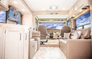 Luxury 2022 Thor Motor Coach Windsport 34J