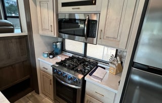 2021 Alliance RV Paradigm 365RD