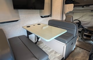 2022 Thor Motor Coach Quantum KW29