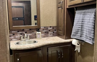 2018 Thor Motor Coach Chateau 22B