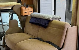 WINGER'S FLEETWOOD VACAY ON WHEELS