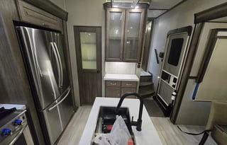 2021 Solitude 375RES-R