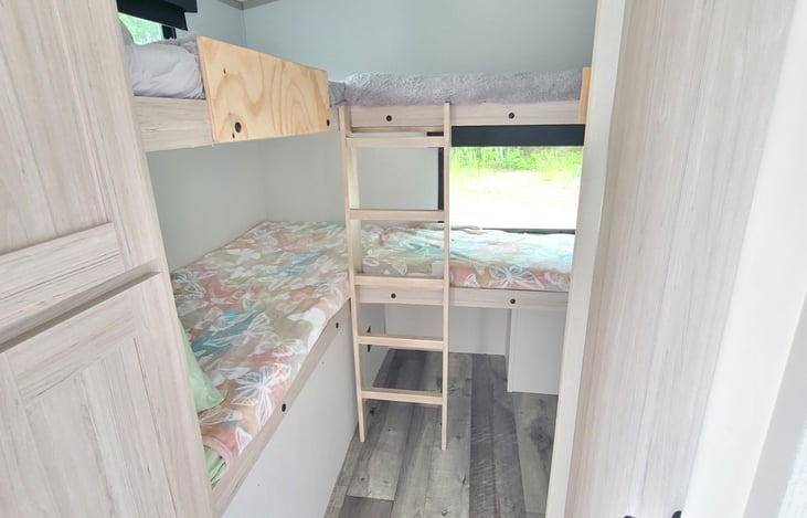 Quad Bunk Room