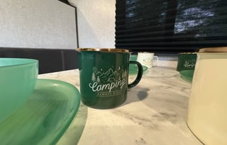 2021 Coleman-Fully Loaded Glamping Travel Trailer!