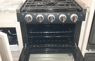 Stocked, Pet Friendly Coachmen 29' Delivery Only