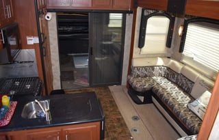 2010 Keystone RV Fuzion 302