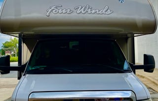 2016 Thor Motor Coach Four Winds 29G. "Let's Go!"