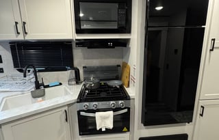 NEW 2025 Jayco Bunkhouse – Sleeps 6, Pet-Friendly