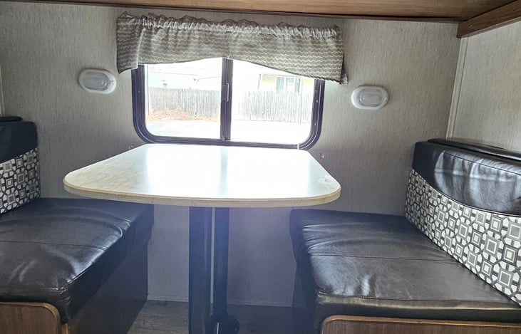 Dinette conversion in bunk bed